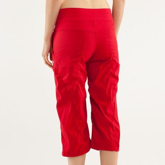 Lululemon Studio Crop Currant Red Women's Size 12 Excellent Used Condition - Picture 4 of 9